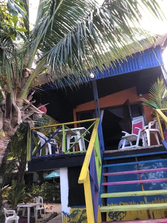 San Andrés Bugry Beach Hostel فندق مبيت وإفطار
