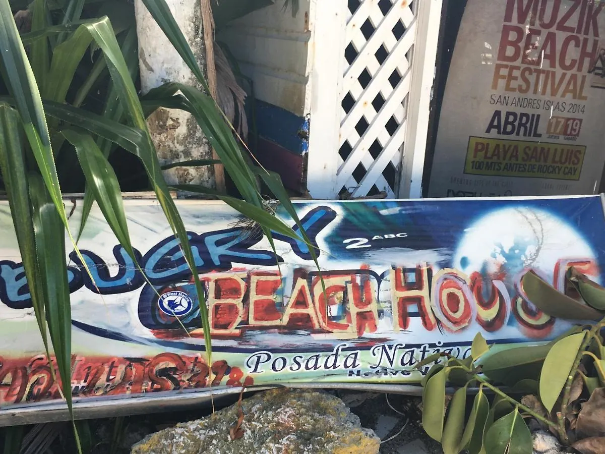 Bugry Beach Hostel San Andrés