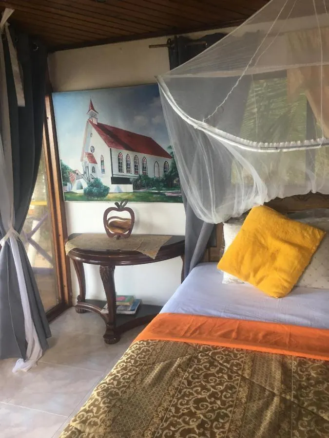 Bugry Beach Hostel San Andrés