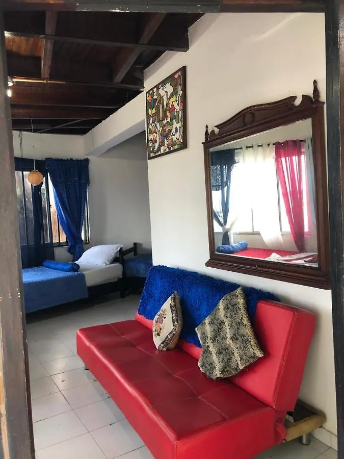 Bugry Beach Hostel San Andrés Bed & Breakfast