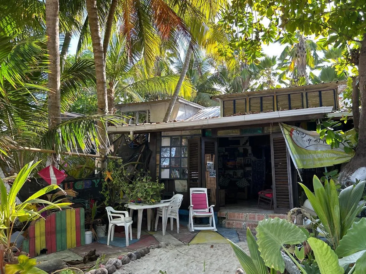 Bugry Beach Hostel San Andrés 0*,  Colombia